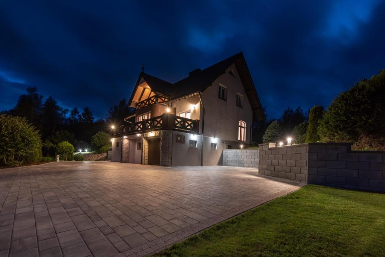 Villa Dom na wzgórzu z widokiem na jezioro Lipnica  Exterior foto